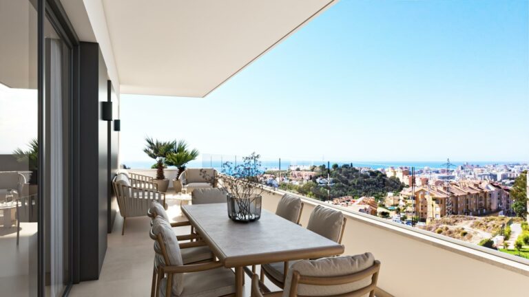 Apartment in Fuengirola - 390000 EUR