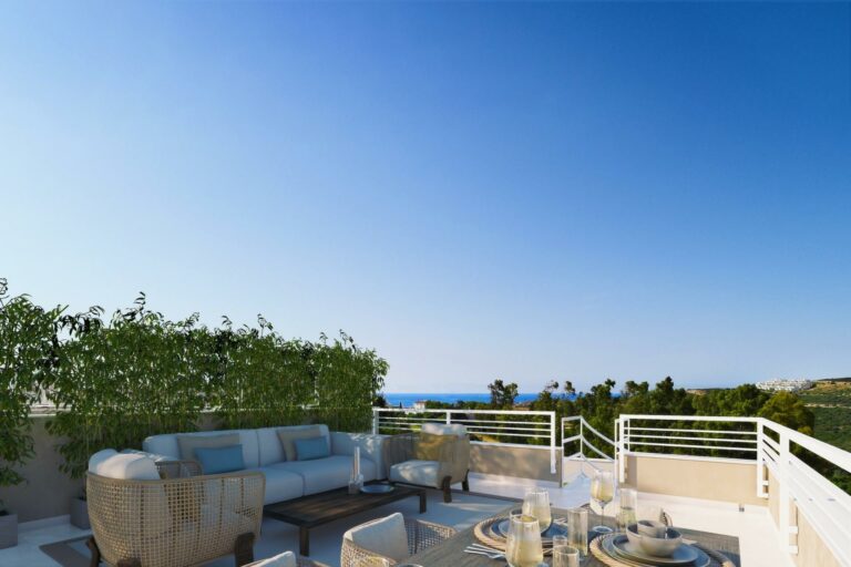 Penthouse in Estepona - 385000 EUR