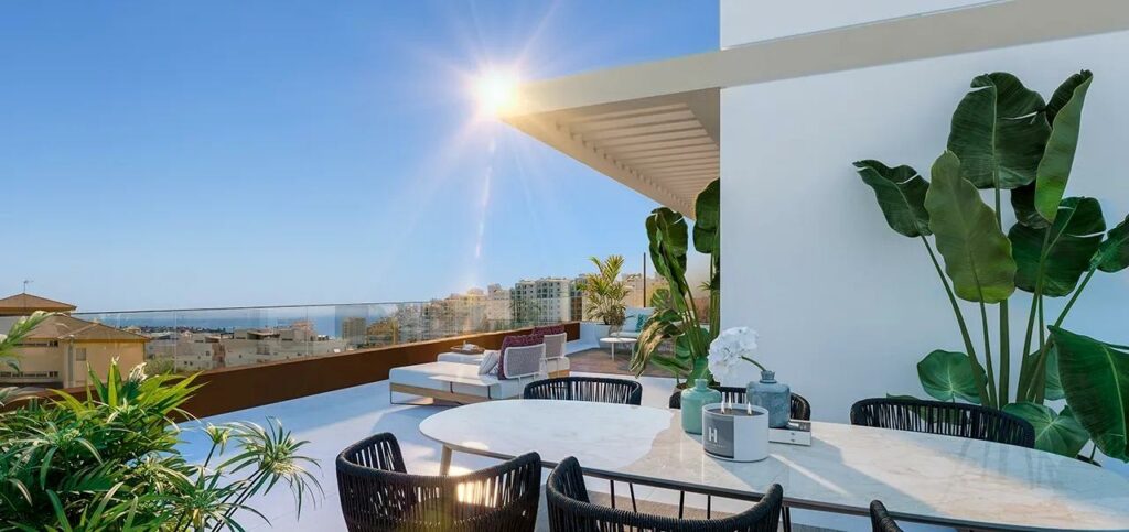 Apartment in Estepona - 385000 EUR