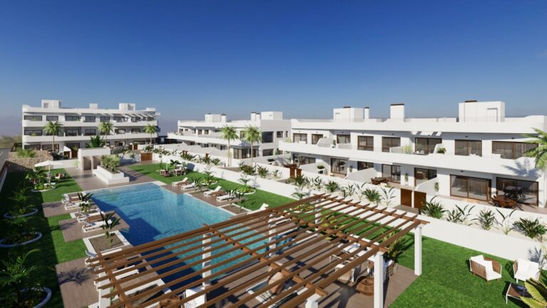 Apartment in Los Alcazares - 279000 EUR